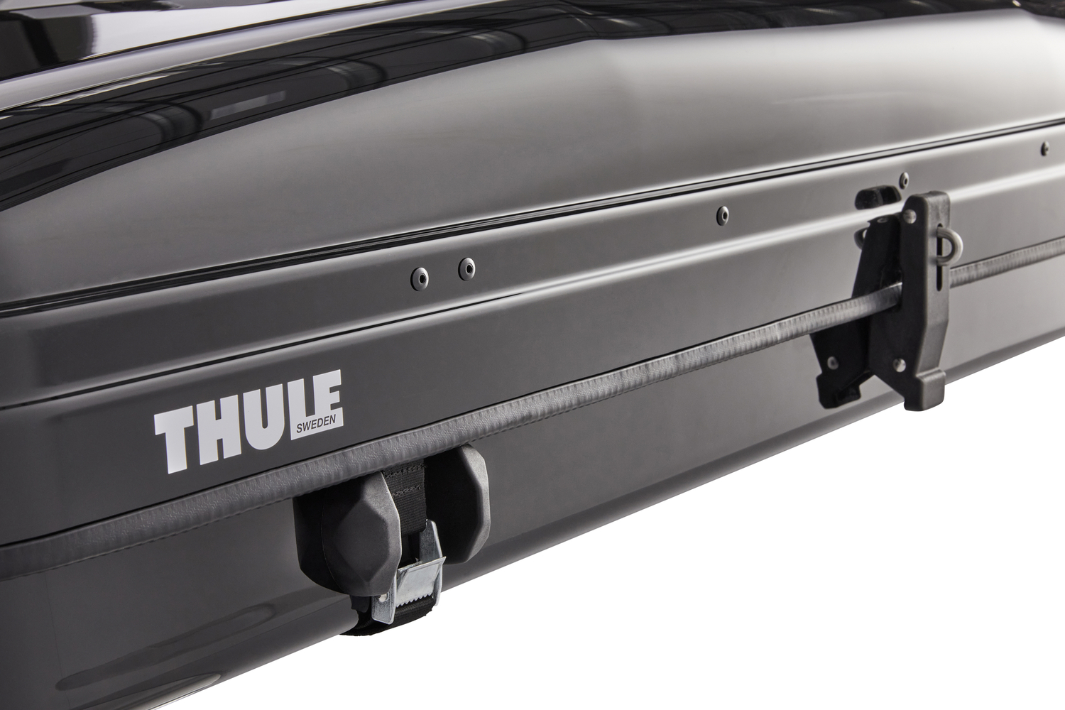 Thule Basin Hard-shell Rooftop Tent - Rooftop Tent for 2 Person - Image 9