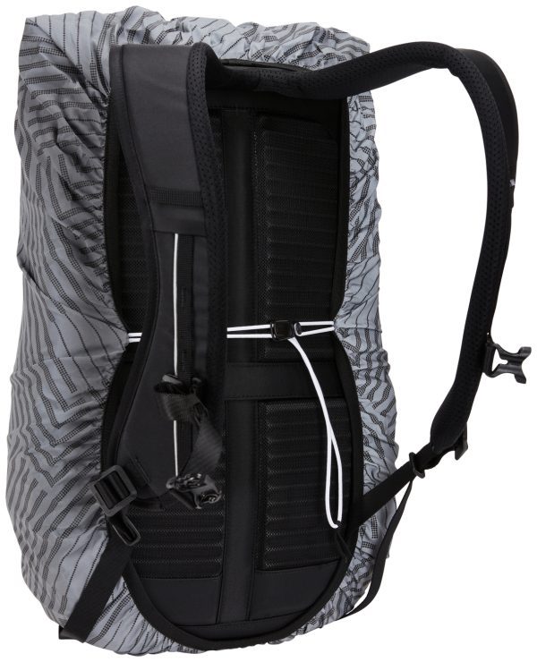 Thule Paramount Backpack Rain Cover - Image 5