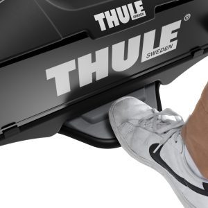 Thule VeloCompact 2/3-Bike Platform Towbar Bike Rack 13-pin - Black/Aluminium - Image 2