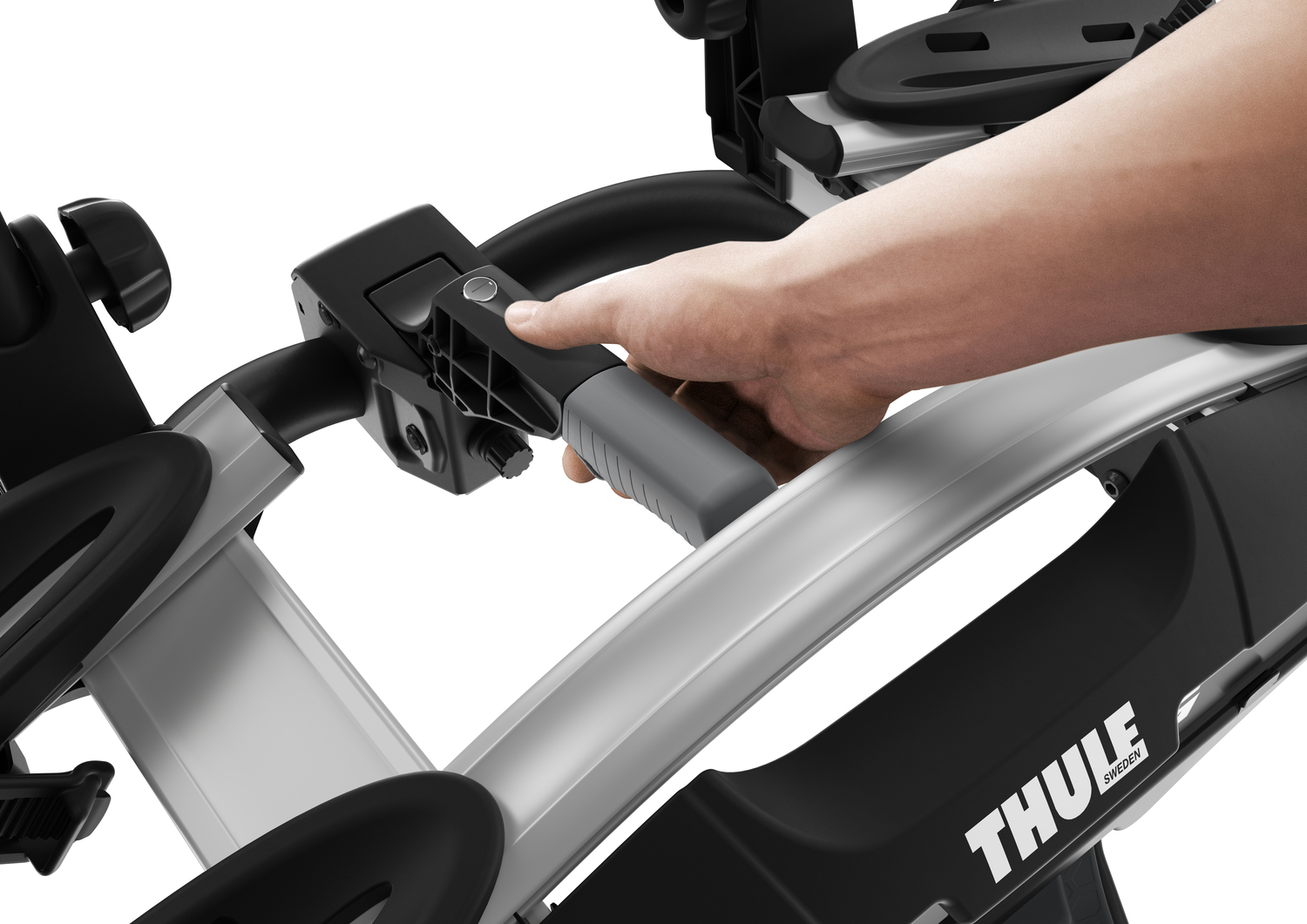 Thule VeloCompact 2/3-Bike Platform Towbar Bike Rack 13-pin - Black/Aluminium - Image 3