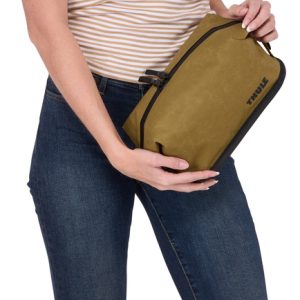 Thule Aion Toiletry Bag - Image 4